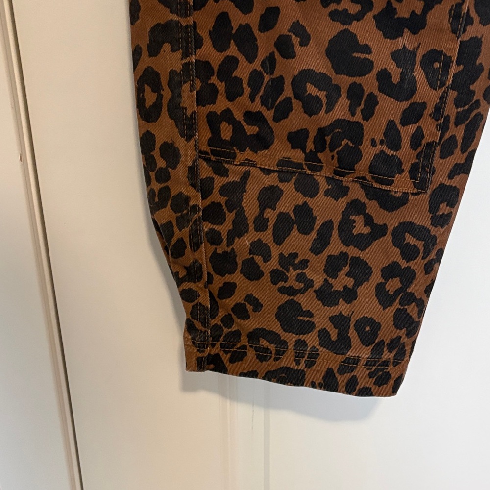 Leopard Print Barrel Leg Pants - Picture 2 of 2